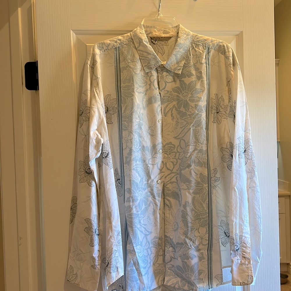 Fun Tommy Bahamas spring/summer floral shirt